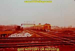 ORIGINAL SLIDE SANTA FE RR F7 47 A-B-B-A JOLIET 12 1956 COLOR SHIFTED OLD SLIDE - Picture 1 of 1