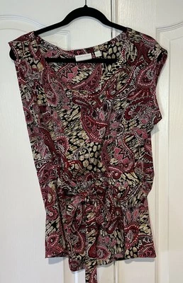 Blusa Top Envolvente Manga Corta Estampado Rosa New York & Company Talla XL Oficina Informal Foto 1 de 4