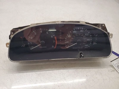 Toyota Camry LE, racimo velocímetro, 92-93, 2,2 L, 4 cilindros, 5 SFE, 4 VELOCIDADES, 83010-33070 Foto 1 de 4