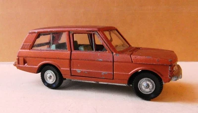 Dinky 192 Range Rover Bronze. Unboxed. Good condition. - Image 1 of 4