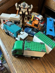 GREAT LOT OF MIXED PARTICAL BUILT LEGO SETS AND SOME ACCESSORIES & FREE SHIPPING - Picture 1 of 8
