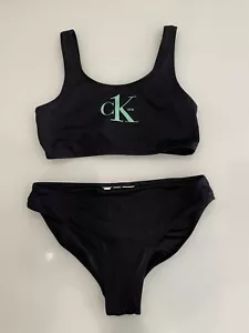 Calvin Klein Bikini - Top Zustand - Größe 152 - 164!!! - Bild 1 von 3