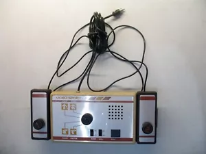 VINTAGE Video Sport Machine 7801 by TCR Sistema Videogiochi Tennis Hockey Squash - Foto 1 di 8
