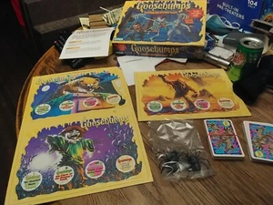 1995 Goosebumps: Shrieks and Spiders Game by Parker Brothers Complete Great Cond - Picture 1 of 5
