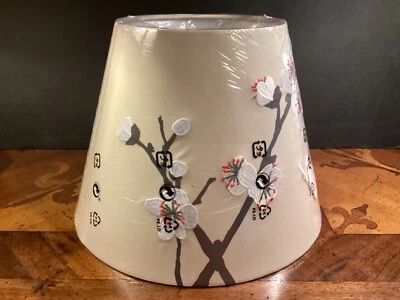 Pantalla de lámpara Ikea FÖSSTA FOSSTA bordada beige flor de ciruelo 205.490.55 NUEVO Foto 1 de 4