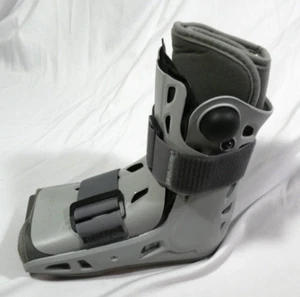Aircast AirSelect Walker Brace/Walking Boot Corto Short & Standard Durable NEW - Picture 1 of 7