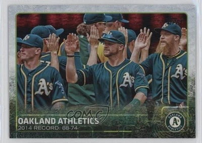2015 Topps Factory Set Sparkle Foil /179 Oakland Athletics Stephen Vogt #33 - Image 1 of 2