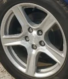 Chevrolet Camaro 2020 rueda original 18x8-1/2 Foto 1 de 4