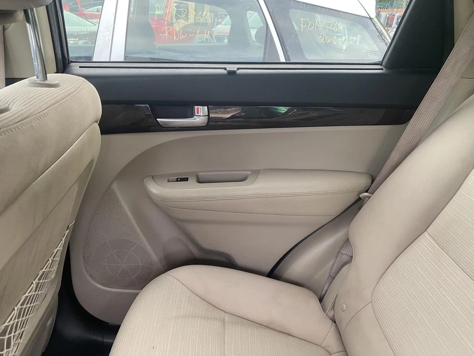 14 15 KIA SORENTO Rear Door Trim Panel Passenger Side Right - Image 1 of 1