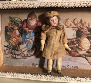 Antike deutsche Pappmaché Körper Puppenstubengröße Kinderpuppe - Bild 1 von 15