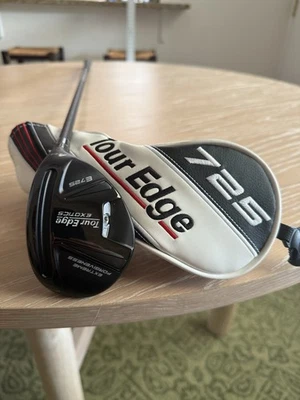 Tour Edge Exotics E725 4 Hybrid 22* MRH w/ Project X Cypher 2.0 Sixty 69g Reg - Image 1 of 4