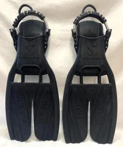 ScubaPro Men's Twin Jet Scuba Diving Fins Size Medium Black (EUC) - Picture 1 of 1