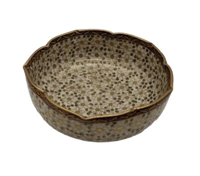 TAZÓN DE PORCELANA JAPONÉS SATSUMA "MIL FLORES" Shimazu Cresta, Meiji Tardío Foto 1 de 4