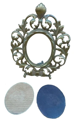 Marco de fotos ovalado Art Nouveau dorado ornamentado de latón fundido vintage Foto 1 de 4