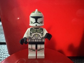 Lego Clone Trooper Minifigure Horn Company Sand Green Star Wars 7913 sw0298 1C