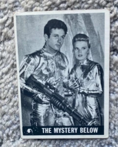 Lost in Space Original 1966 TV Series Card No 9 The Mystery Below - Good cond. - Picture 1 of 2