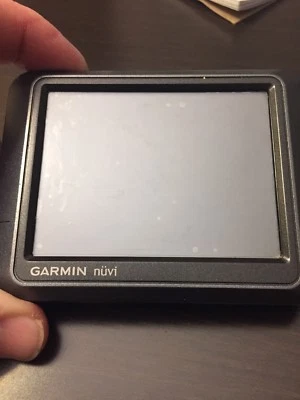 GARMIN NUVI 205 GPS NAVIGATION SYSTEM  3" COLOR TOUCHSCREEN DISPLAY - Image 1 of 4