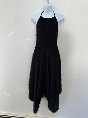 Vestido de fiesta de piel sin espalda estilo halter negro talla grande Foto 1 de 4