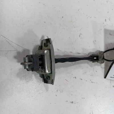 Toyota Prius C puerta control pasajero derecho bisagra delantera tope detención 2017 2016  Foto 1 de 4