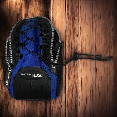 Funda Nintendo DS Mini Mochila para Sistemas 3DS, DSi o DS Lite Negra y Azul NUEVA Foto 1 de 3