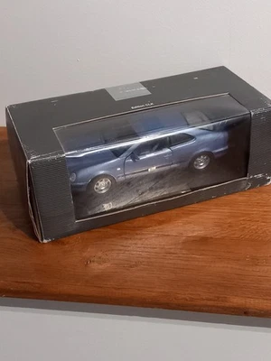 LE940 ANSON B6 600 5221 Voiture 1/18 1:18 Mercedes Benz CLK bleue Neuve en boite - Photo 1/4