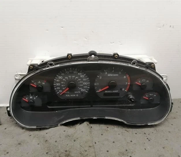 1999-2000 Ford Mustang Speedometer Cluster OEM 150 MPH Without Anniversary — 第 1/4 张图片