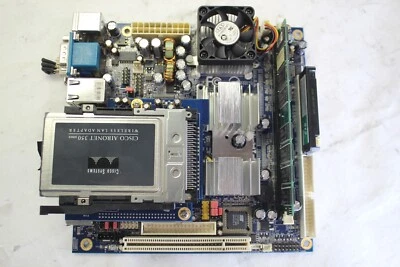 Placa madre VIA EPIA Mini-ITX EPIA-MII (MII1000G LDVS) + RAM, memoria, tarjeta inalámbrica Foto 1 de 4