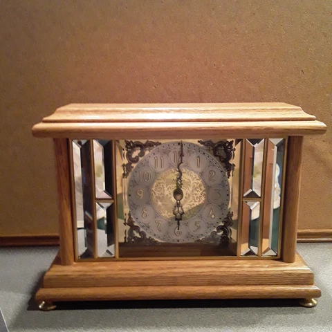 Ansonia Clock Co. Gold Medallion Clock Chime Mantel #1221 Cover