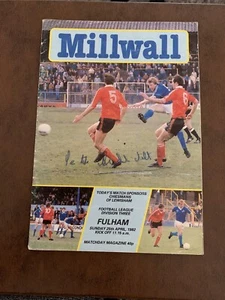 1982 Millwall V Fulham Football Programme - Picture 1 of 2