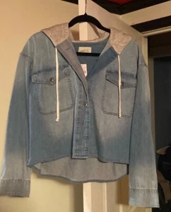 American Eagle Cropped Lightweight Denim Hooded Shirt Jacket - Picture 1 of 3