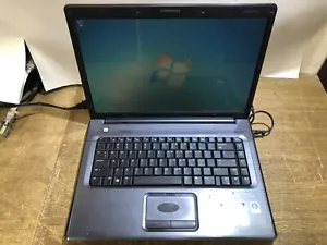 LAPTOP DOMÉSTICA COMPAQ PRESARIO F700 WINDOWS 7 FUNCIONA - Imagen 1 de 6