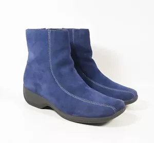 Stivaletti Clarks 2009 Ashlyn blu navy pelle scamosciata zip taglia 8,5M - Foto 1 di 7