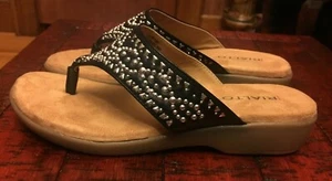 Women's Rialto Bluma Black Sandal size 6M Excellent Condition - Picture 1 of 6