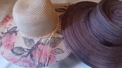 LOTE DE (2) FABULOSOS SOMBREROS MUJER ALA ANCHA VERANO Foto 1 de 4