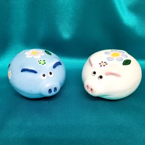 Vintage Gloria A DIOS Costa Rica 2 Pigs Set, Piggies, Handmade Painted Souvenirs - Picture 1 of 11