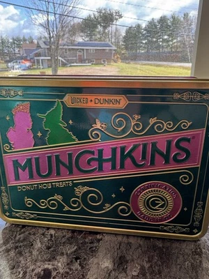 Wicked Dunkin Donuts Munchkin Tin Made In Oz Glinda & Elphaba Pink & Green - Image 1 of 2