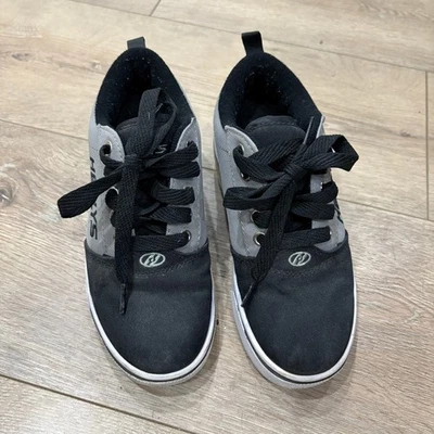 Zapatos deportivos con cordones negros gris tacón bajo talla 2 para niños Foto 1 de 4