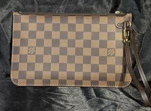 Louis Vuitton Neverfull POUCH ONLY - Damier Ebene - AUTHENTIC - Picture 1 of 9