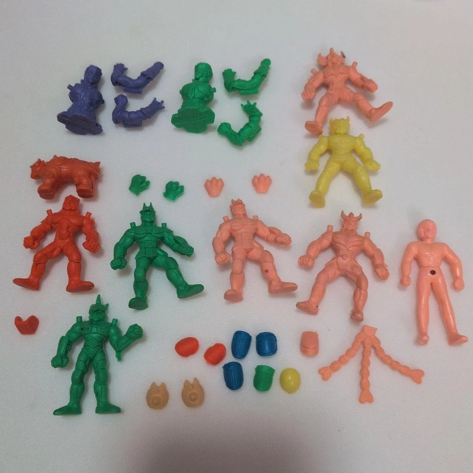 Saint Seiya Capsule Eraser Set Used Collectible Figure Accessories - Image 1 of 1