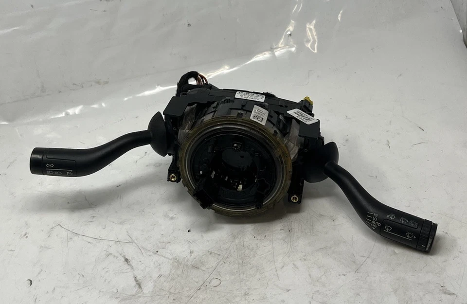 Volkswagen Touareg 2006 limpiaparabrisas indicador tallo interruptores y squib 7L6953549H (48) Foto 1 de 4