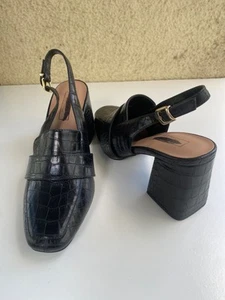 Nuevos tacones Marks & Spencer negros de imitación de cuero con cordones UK5.5 - veganos - Imagen 1 de 13