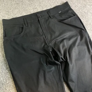 Travis Mathew Open to Close Hose Herren 35 35x32 schwarz Golf leicht Preppy - Bild 1 von 11