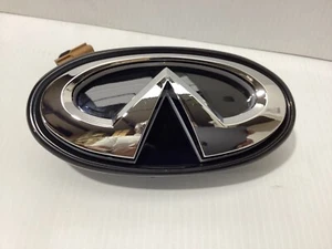 FIT'S INF Q50 FRONT GRILL EMBLEM LED 2018-2024 F2890-6HA0A - Picture 1 of 11