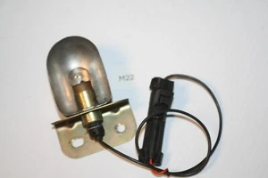 OEM GM ORIGINAL UNDER HOOD LIGHT WILL FIT MANY GM VEHICLES IN WORKING ORDER M 22 - Bild 1 von 1