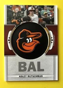 Adley Rutschman RC 2023 Topps #TLP-AR Gedenkteam Logo Aufnäher, Reliktkarte - Bild 1 von 2
