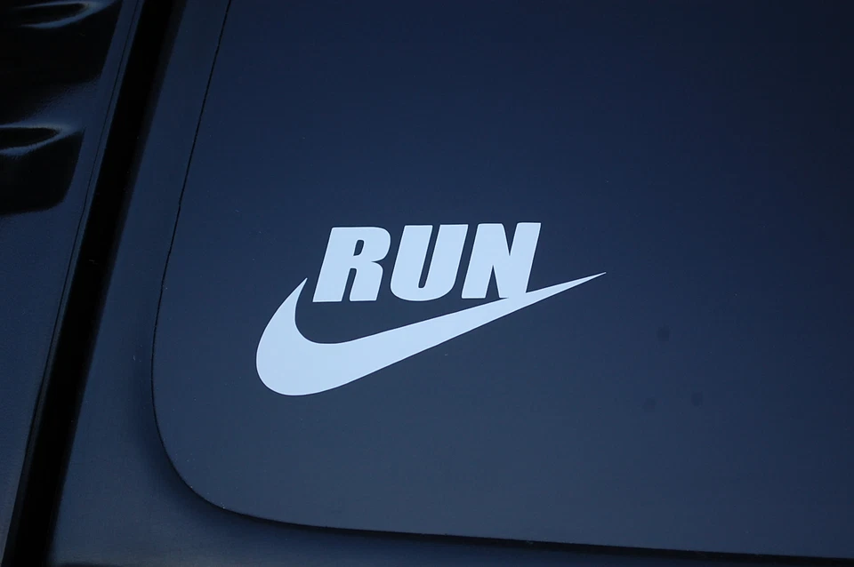 Adesivo de corrida Nike vinil die cut decalque tênis de corrida escolha cor/tamanho V326 - Imagem 1 de 1