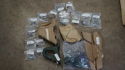 HMMWV Humvee Complete Rear Seat Belt Kit in Green Non-Armor 0W8V2-57K0203 - Image 1 of 4