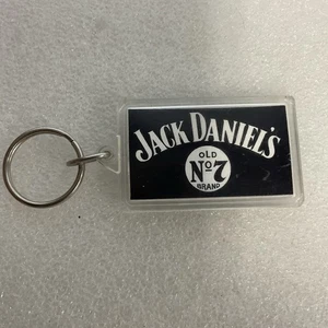 Jack Daniel’s Old No. 7 Brand Keychain Black White Logo Plastic Bar Whiskey - Picture 1 of 6