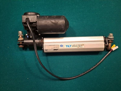Actuador maestro inclinable Linak para silla de ruedas eléctrica tipo M30.S-24-02 #51 Foto 1 de 3