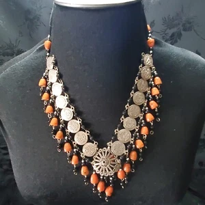 Vintage Necklace Orange Black Beads Plastic Metal Adjustable 18"-21" Statement - Picture 1 of 8